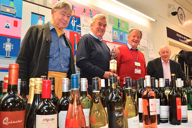 Secondary image template 0012 Friends 3