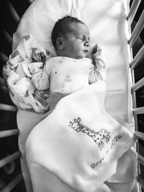Midwife_James Clifford Kent_-20.jpg
