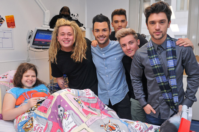 Union J joins Christmas party at Chelsea Children’s Hospital