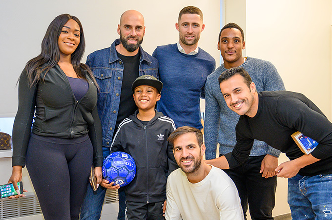 Children delight at Chelsea FC’s surprise visit to Chelsea and Westminster Hospital